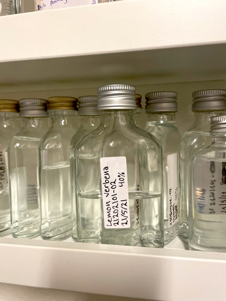 Singeldestillat citronverbena.